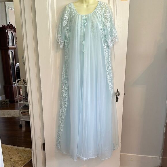 Vintage 60s Shadowline light blue nylon lace nightgown & robe set